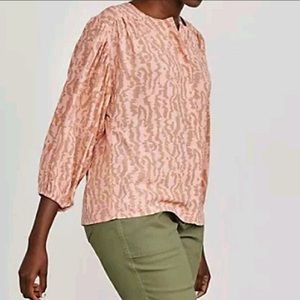 Elizabeth and James pink and tan ballon sleeved blouse size medium